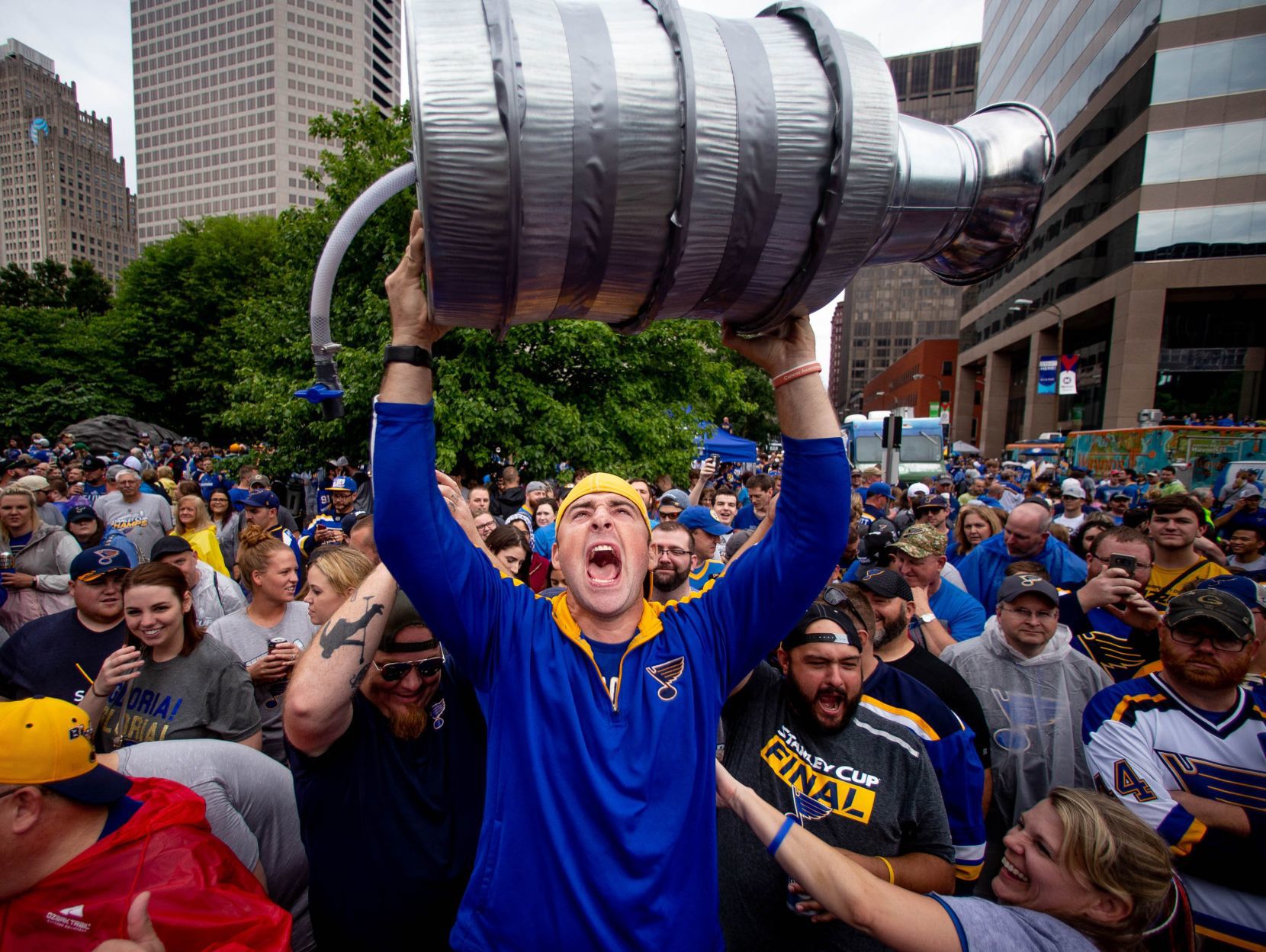 St. Louis Blues, fans celebrate Stanley Cup victory